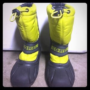 Kids snow boots